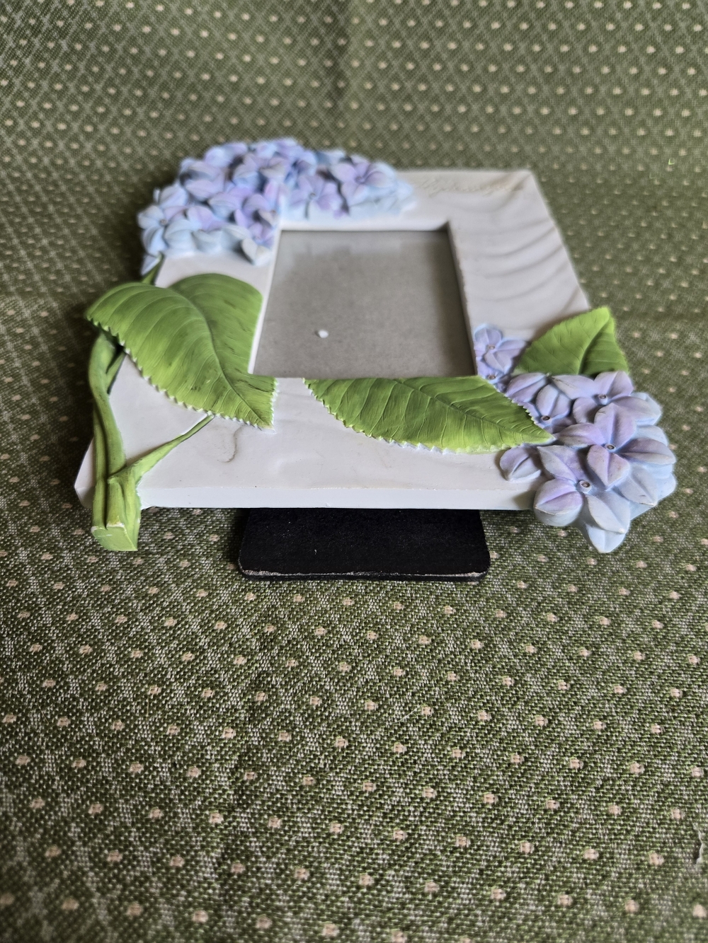 Hydrangea Floral Photo Frame - Picture 8 of 8